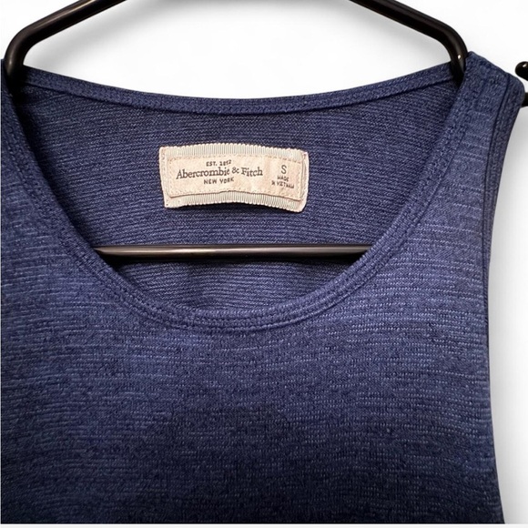 Abercrombie & Fitch Heathered navy Blue Tank top midi dress with cutout. - Picture 2 of 3